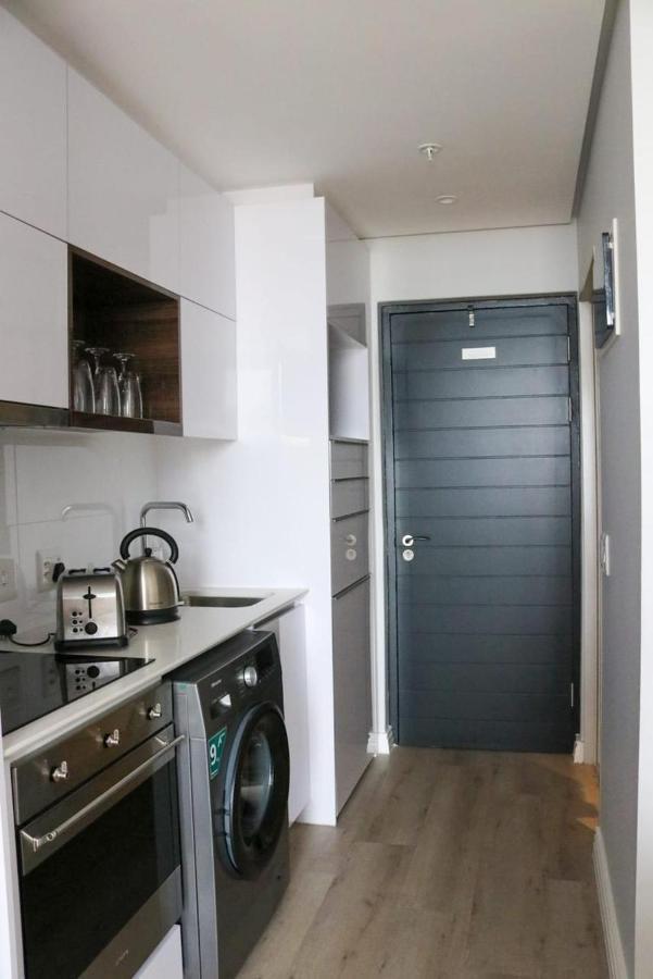 2218 At 16 On Bree Apartment Cape Town Exterior photo